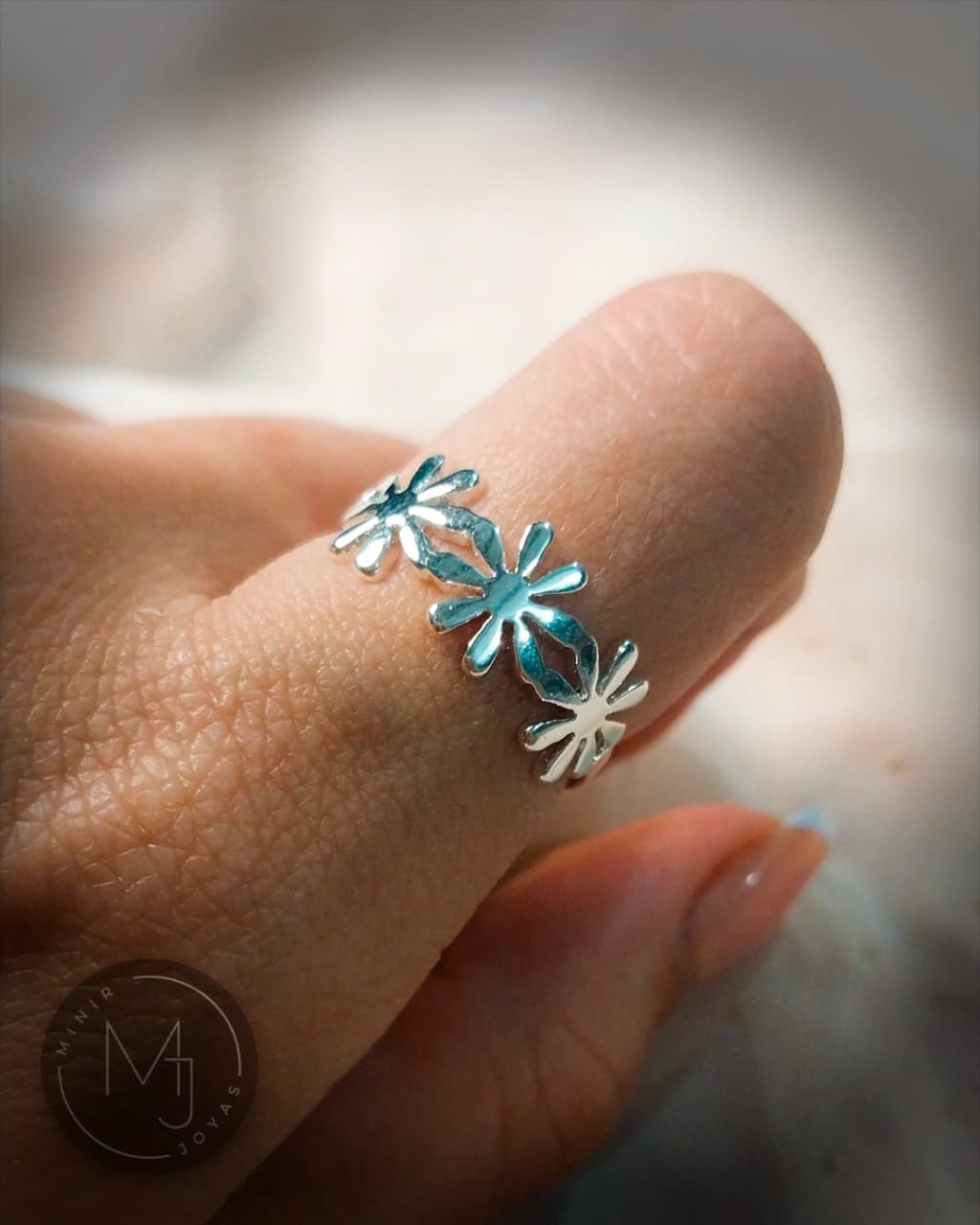 Anillo Dalia